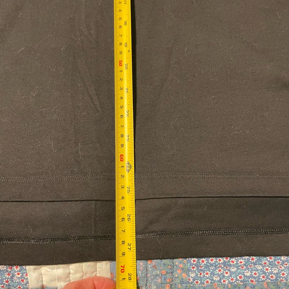 Bench Black Tee - Picture 4 of 4